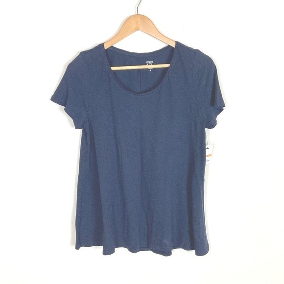 crown & ivy Tops - 2/$20 New with tags Crown & Ivy Authentic Navy Tee Small‎